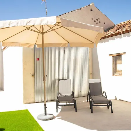 Donas Martín Muñoz de las Posadas