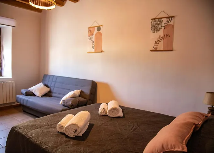 Donas * Martin Munoz de las Posadas